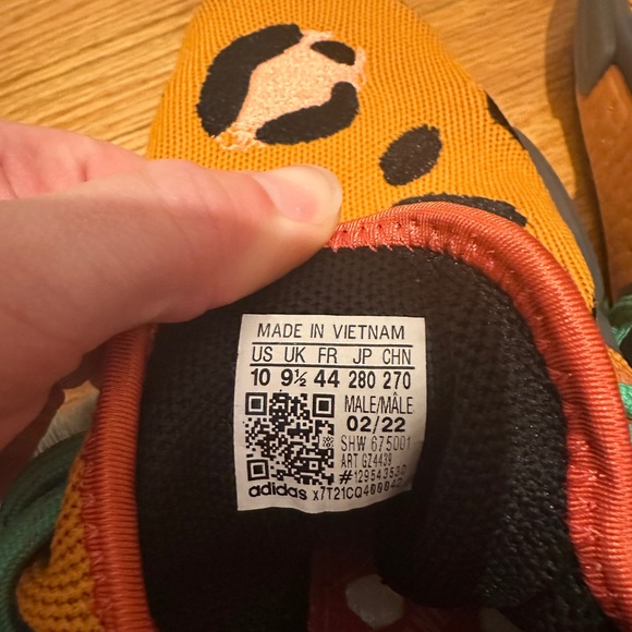 Adidas x Pharrell Fred Flintstone - Picture 3 of 5